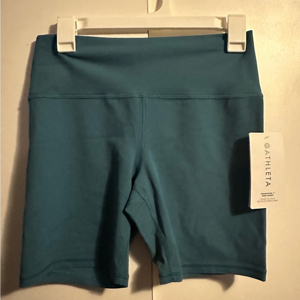 Athleta Transcend Bike Shorts